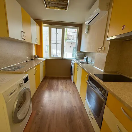 Apparent On The Main Street アパート