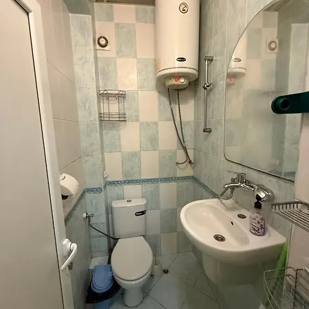 Apparent On The Main Street