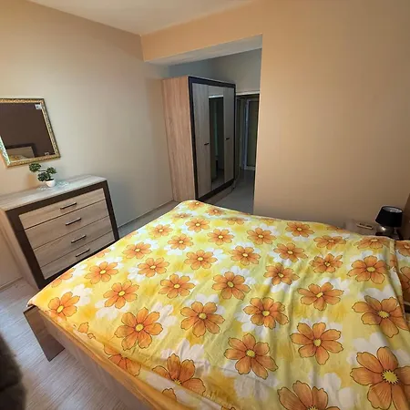 Apparent On The Main Street Апартаменты *