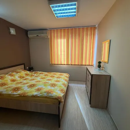 Апартамент Apparent On The Main Street *